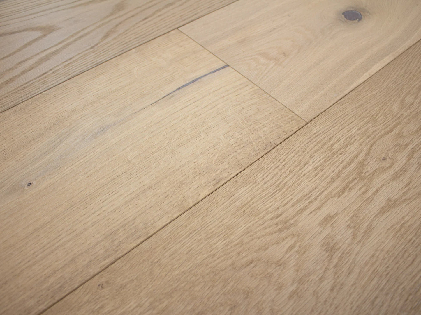 Pravada Fleur 9"x84"x14mm Engineered Hardwood Flooring