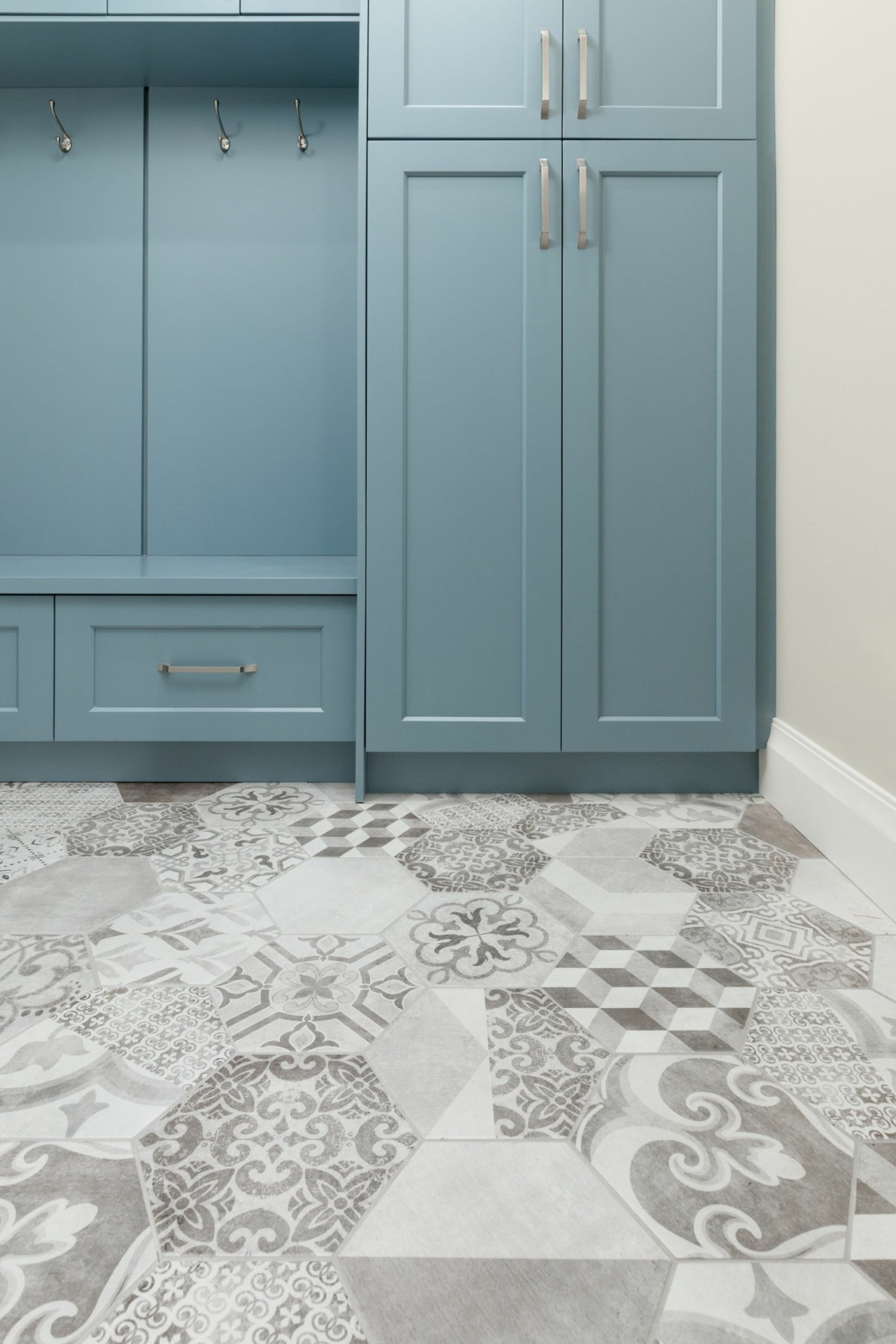 Hex Nuuk 9x10 Matte Finish Porcelain Tile
